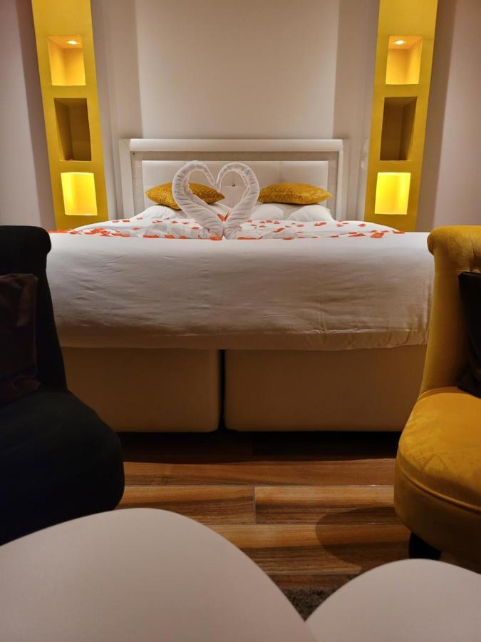 Spa Celyna Appartement Avec Jacuzzi Privatif Lyon Eksteriør bilde